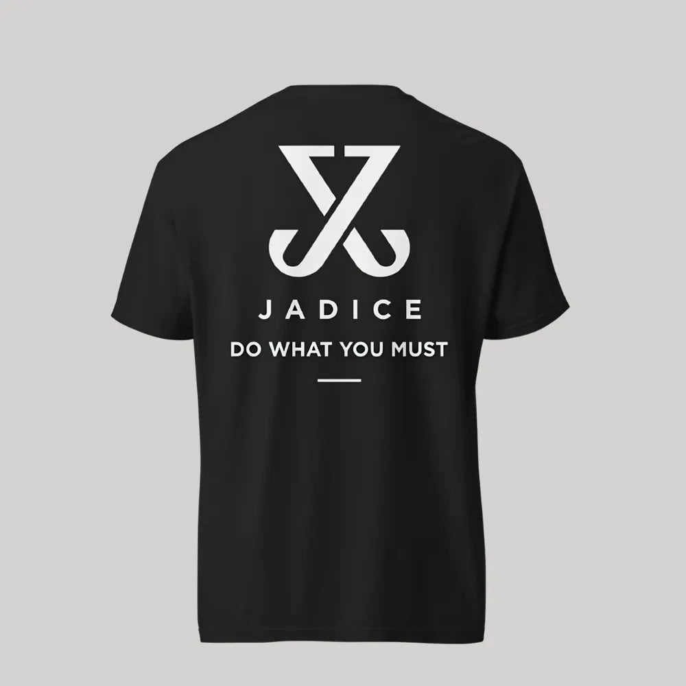 ESSENTIAL TEE